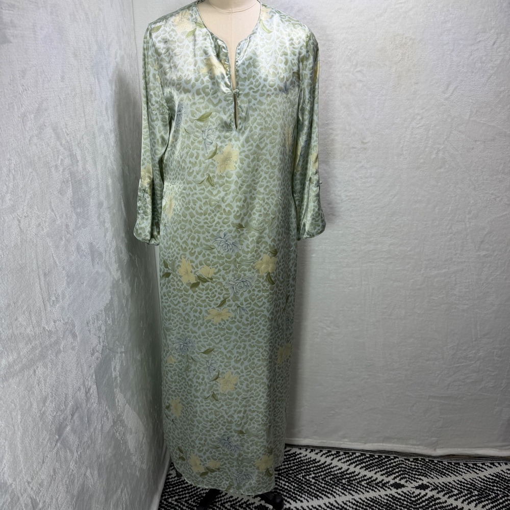 Liz Claiborne Sage Green Leopard Floral Satin Maxi Nightgown Lounge Dress Small